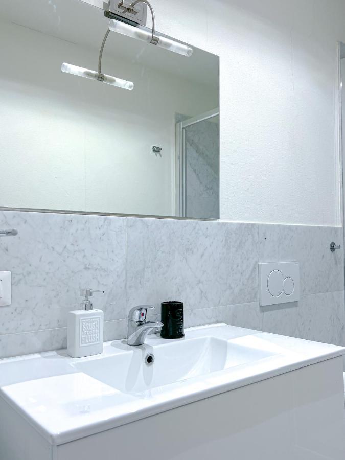 The Boutique - Marghera, M1 Wagner * Milano