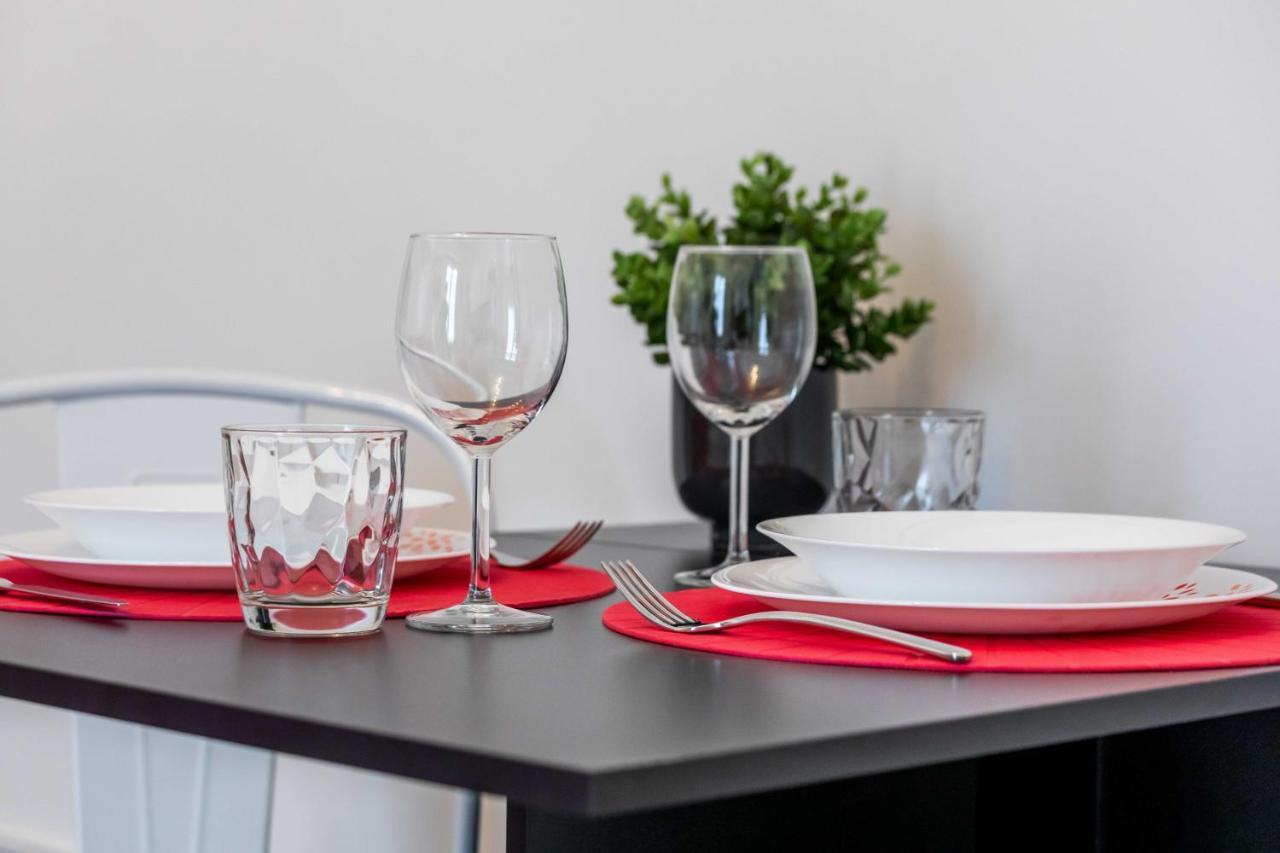 Apartment Prada & Bocconi - Cozy Studio, Fast Wifi, Tram