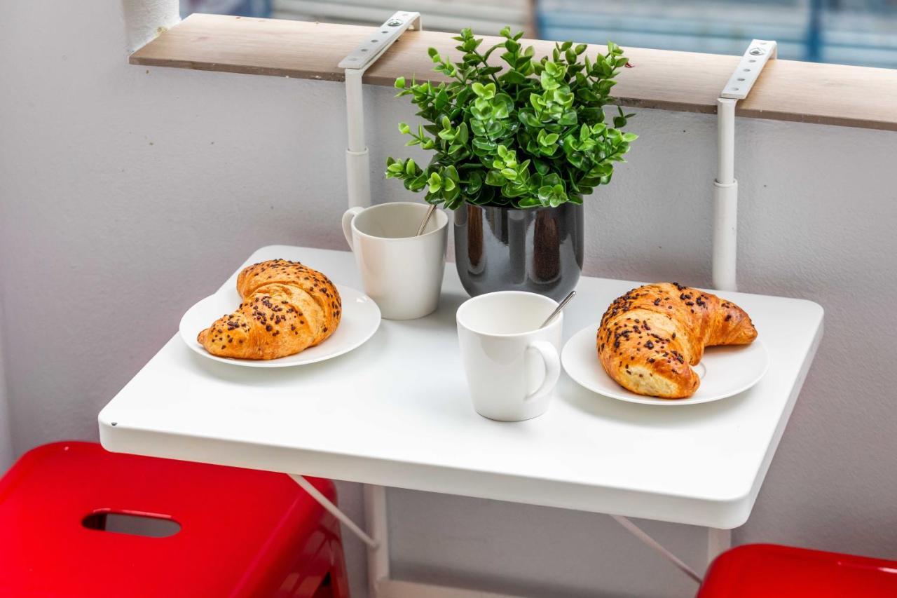 Prada & Bocconi - Cozy Studio, Fast Wifi, Tram Apartment