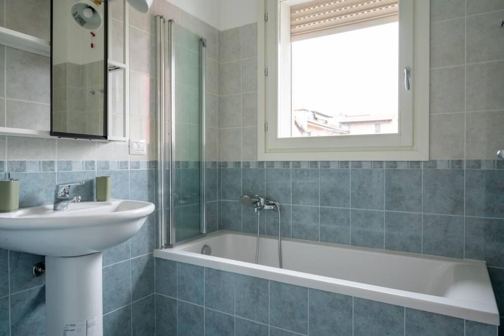 Appartement Luminoso Trilocale Affori Centro