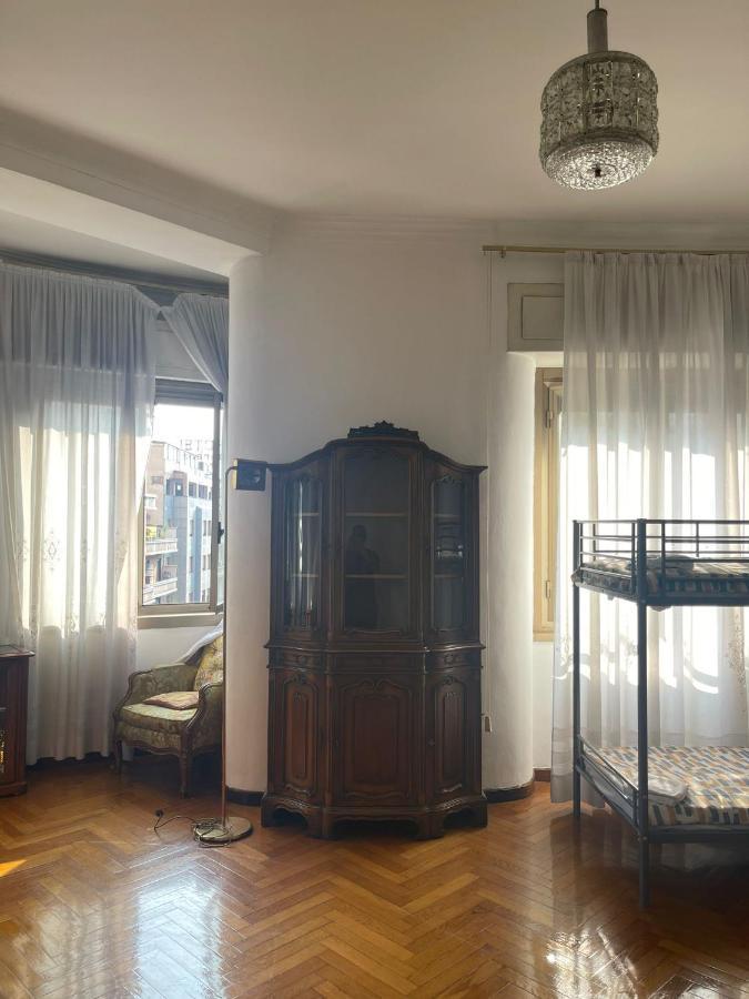 Hostel Corner 32 Milan