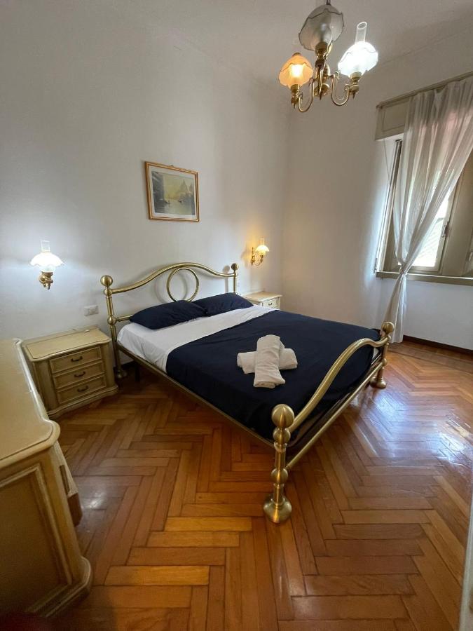 Corner 32 Hostel *