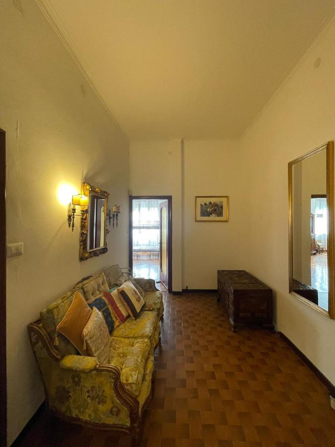 Corner 32 Hostel
