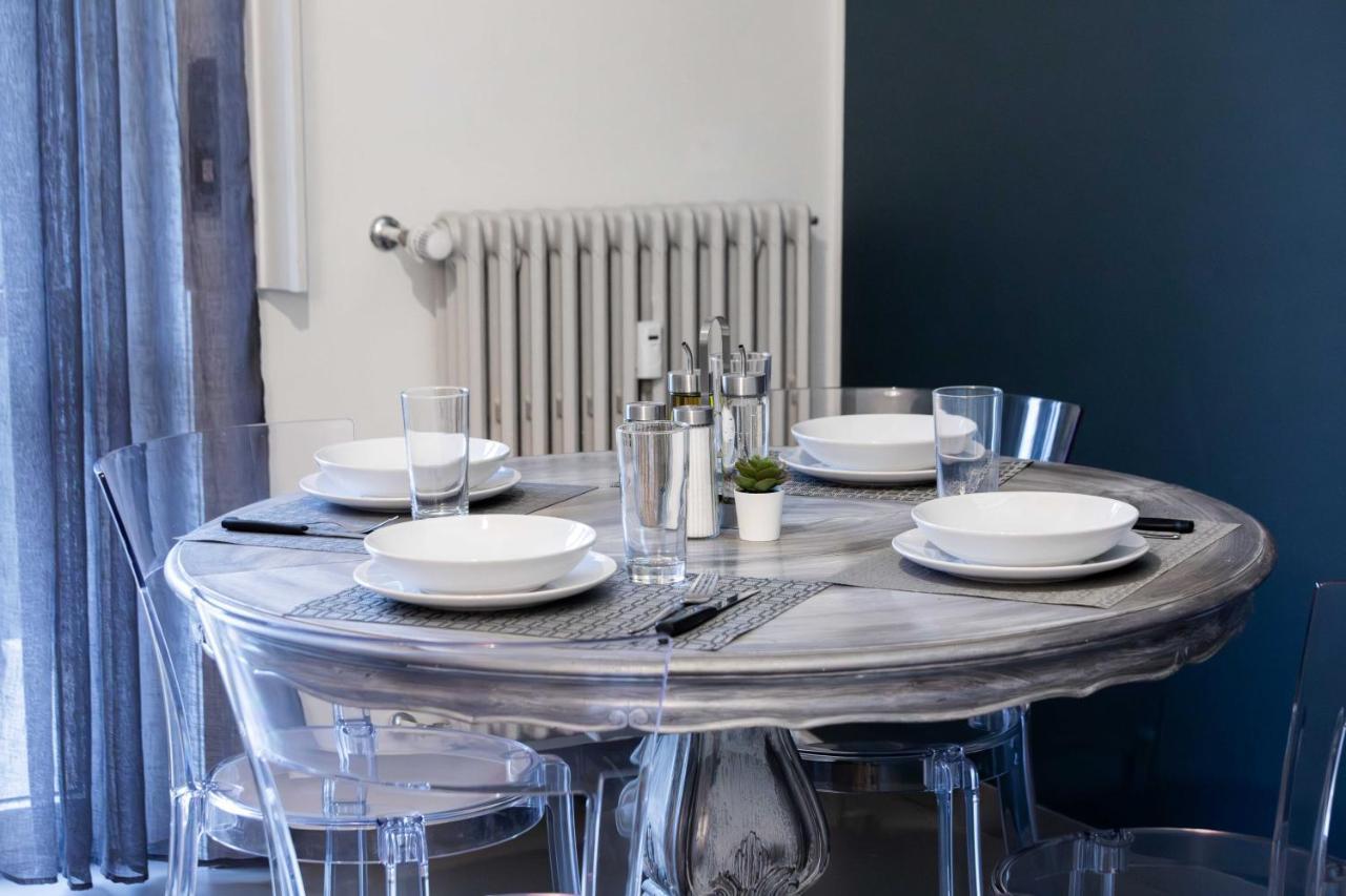Apartment Central Station 13min - 2 Bedrooms, 2 Bathrooms, Metro