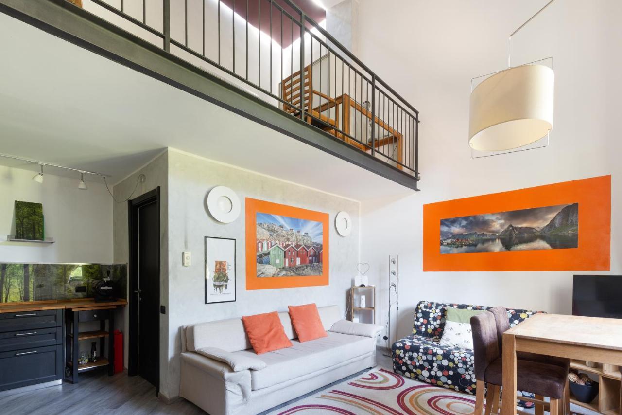 Guesthost - Vigentino Loft With Terrace Milano
