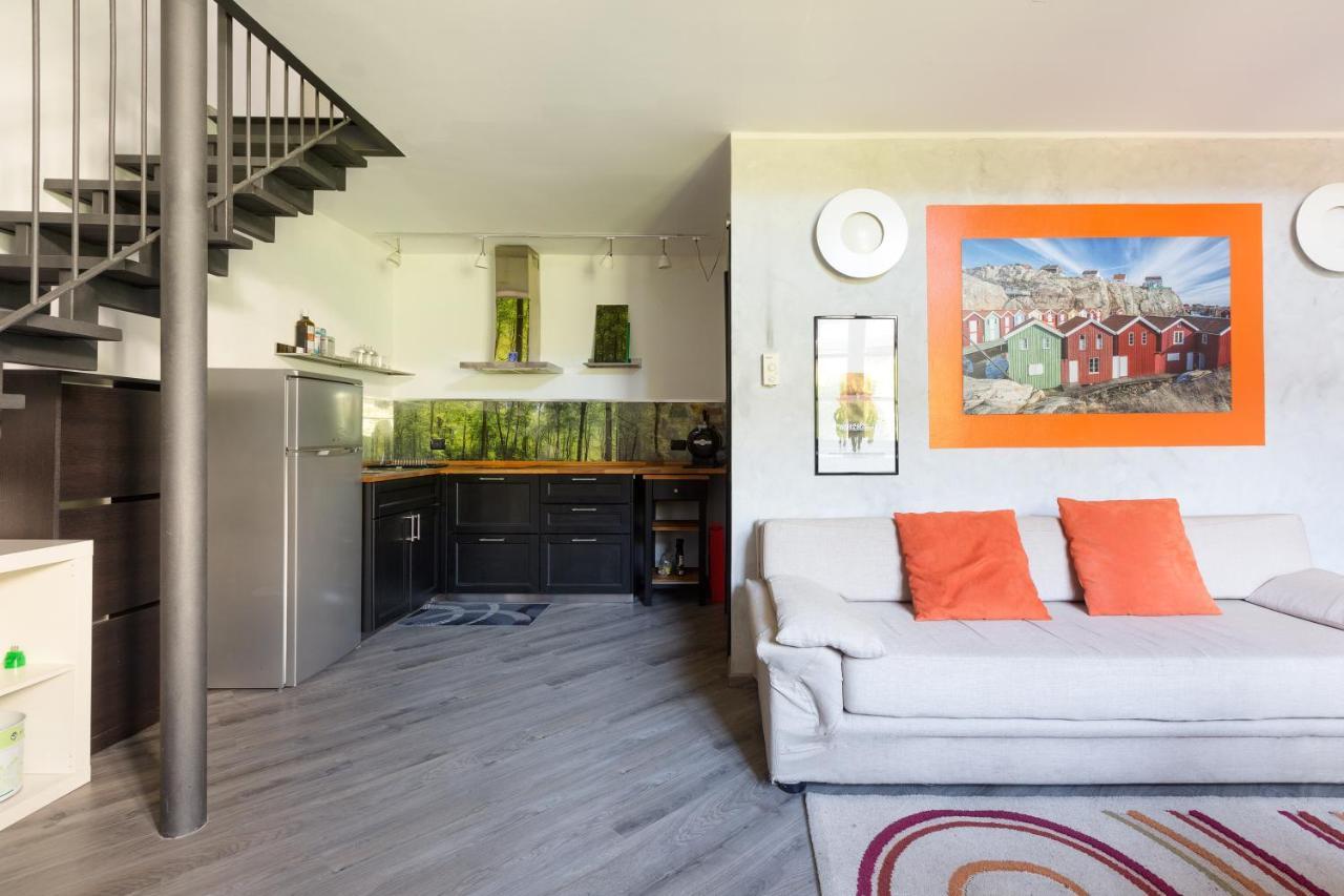 Guesthost - Vigentino Loft With Terrace Leilighet