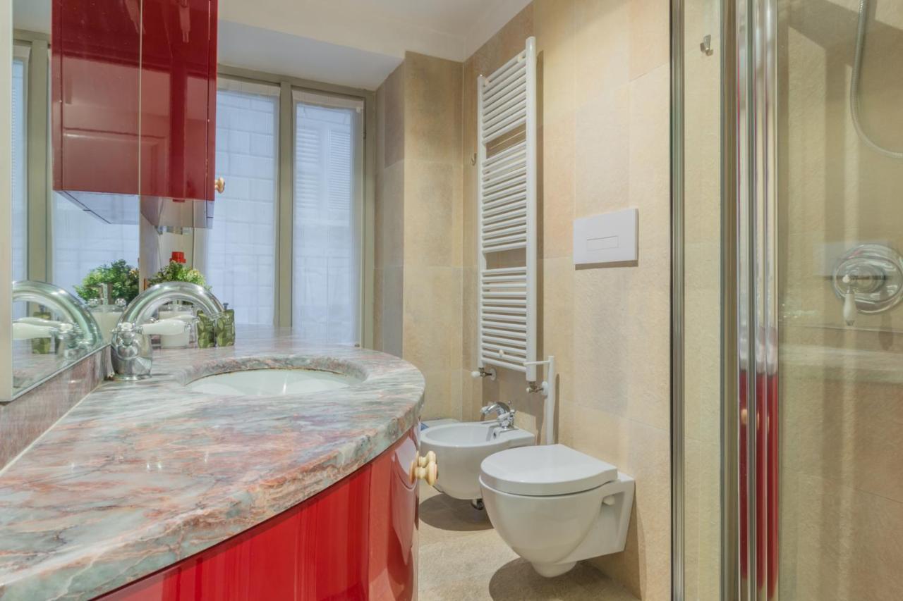 Lejlighed Duomo - Montenapoleone, Comfort & Wi-fi
