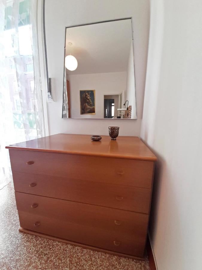 Cozy One Bedroom Close To Navigli And Tortona Appartamento *