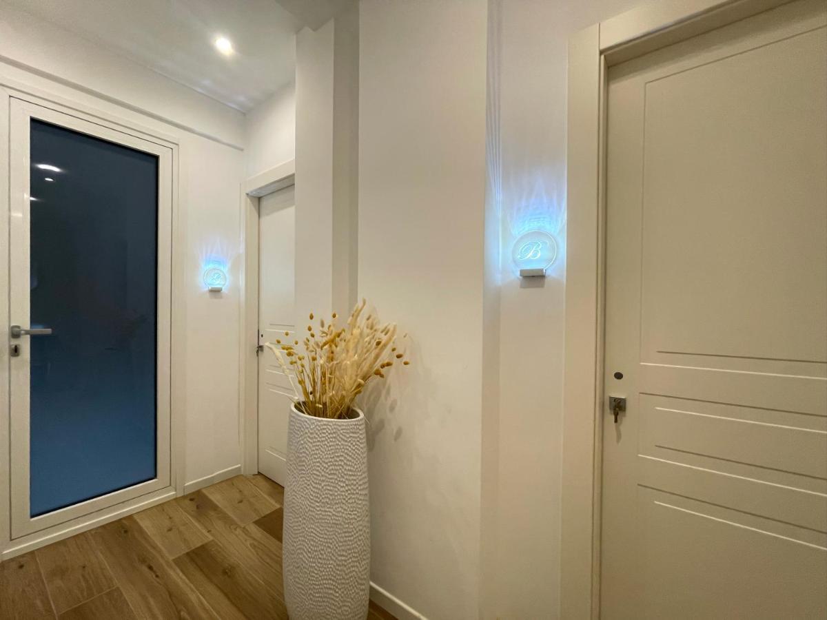 B And G San Babila- Luxury In The Heart Of - Design District Mailand