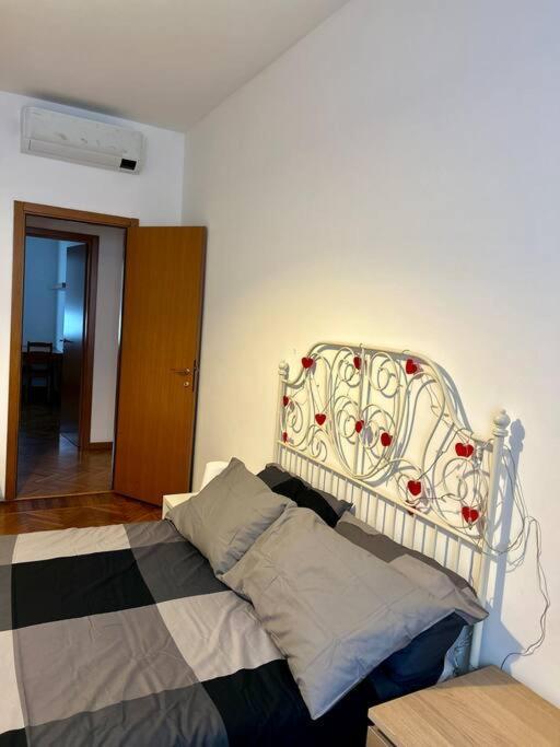 Porta Genova Modern House Appartamento