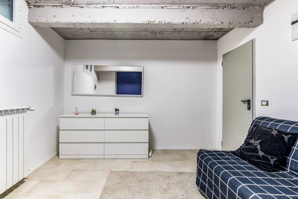 Apartment Niguarda Trilocale Design - Vicino Alla Metro