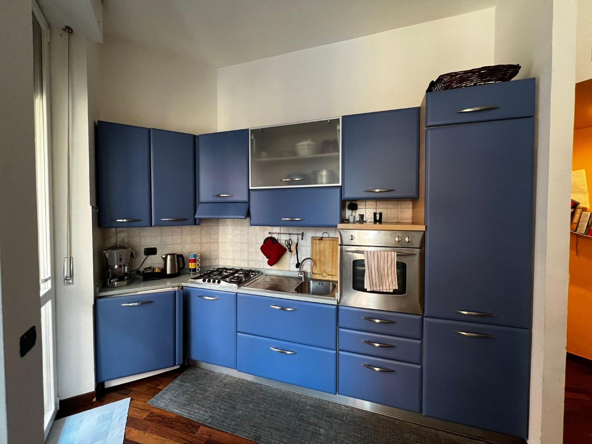 Guzzo B - Elegant Flat With Balcony At Bolivar M4 Metro Apartment Mailand