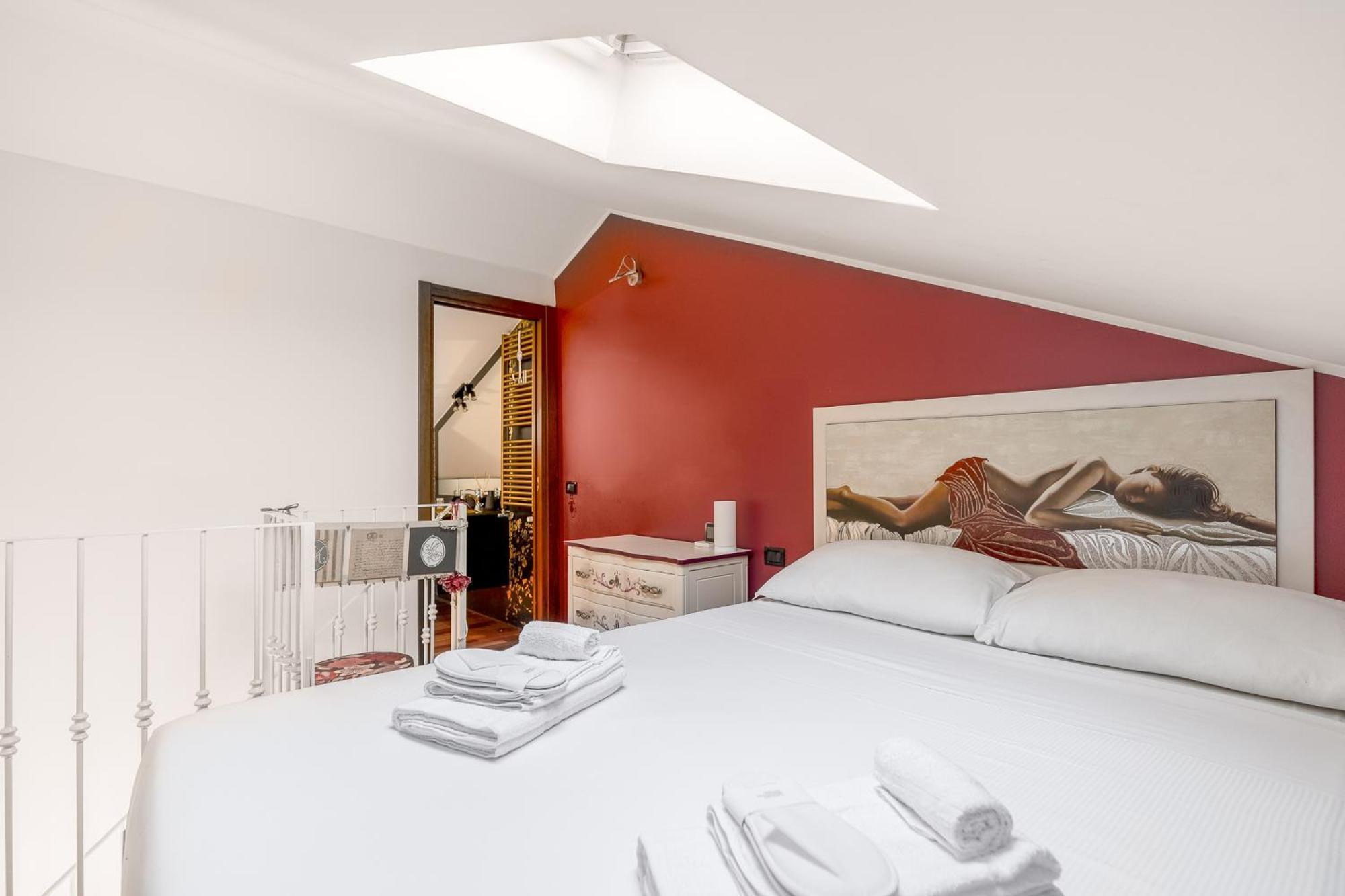 Bright Loft - Free Private Parking Milano