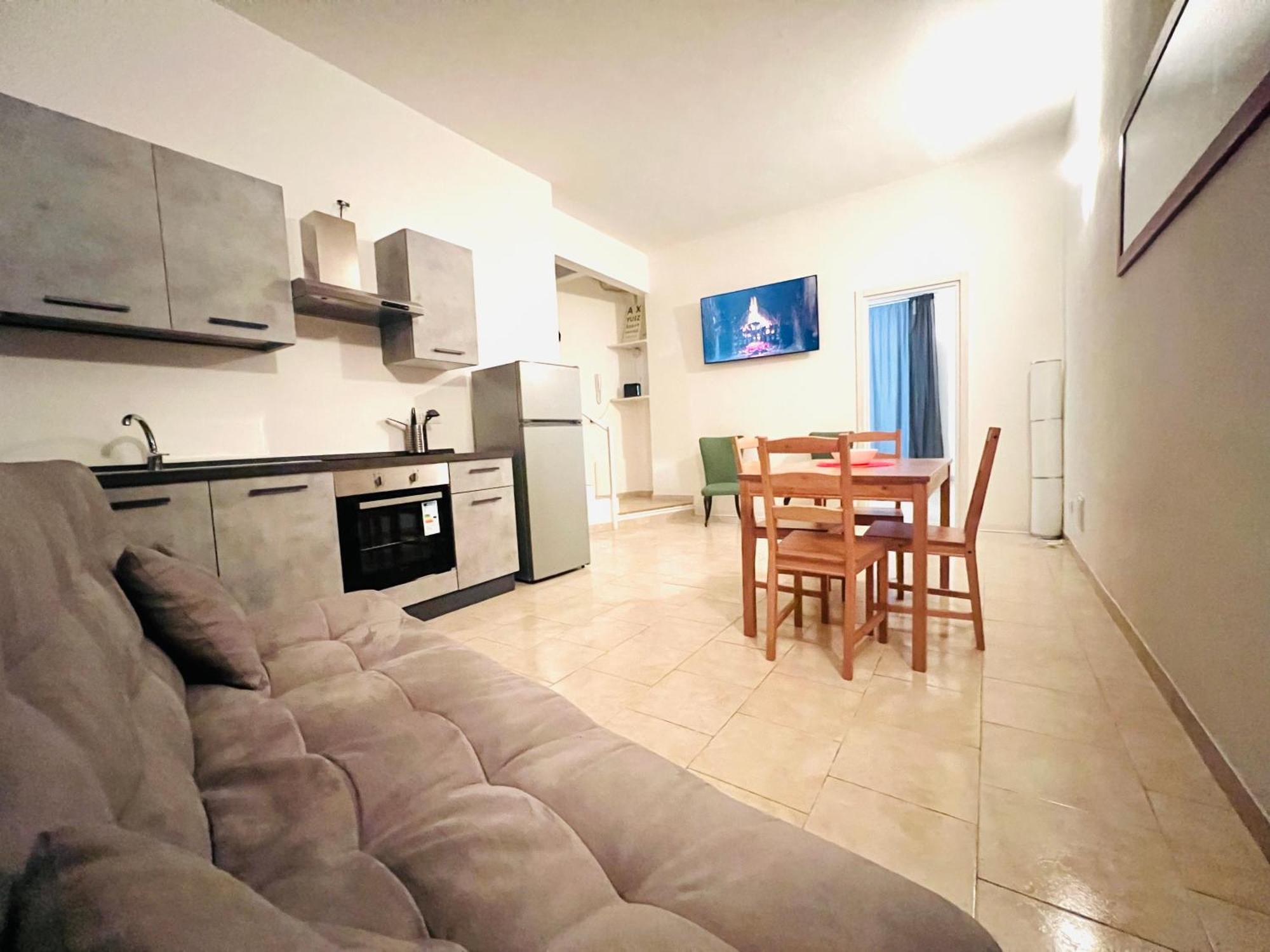 Beautiful For 6 Peaple Close To The Red Metro Milano