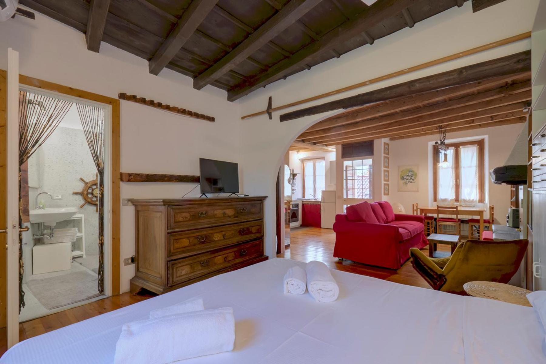 Apartment Navigli, Caratteristico Milanese Mailand
