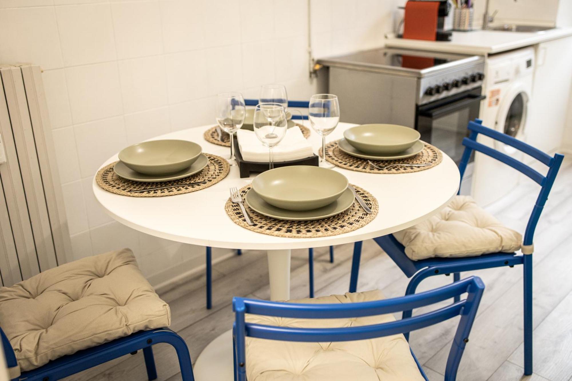 Apartment Fee4me Bright & Comfort In Milan