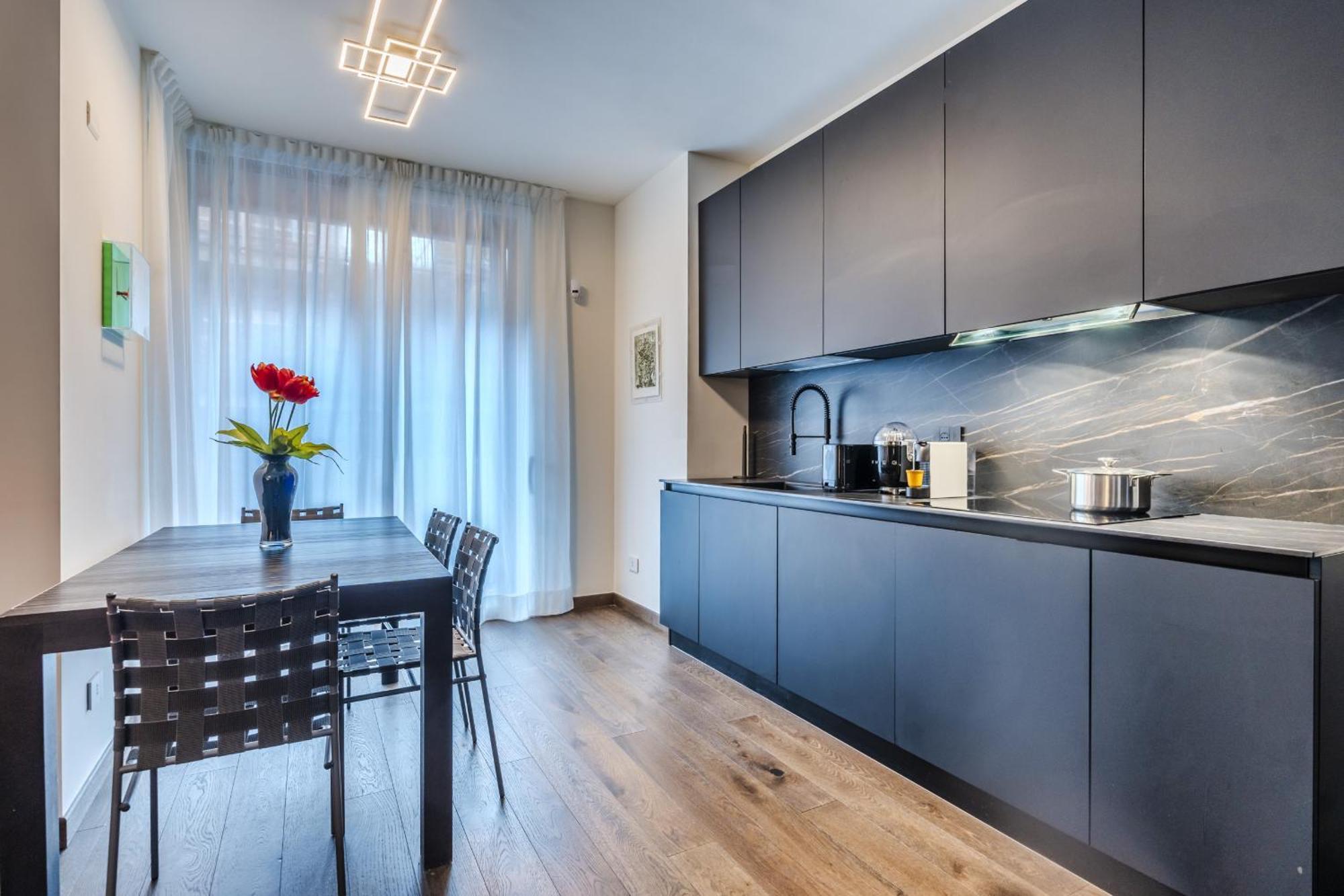 Appartamento Luxury - Free Parking - Duomo-navigli *