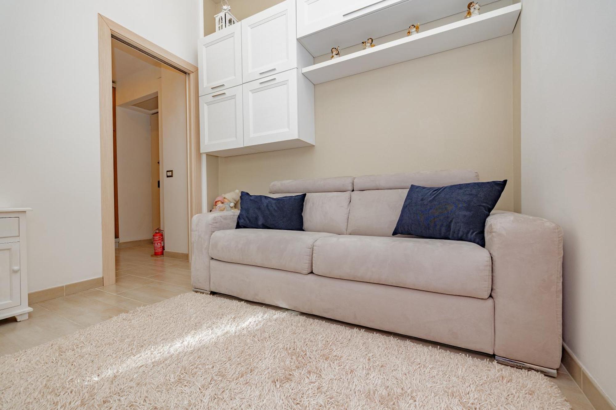 2 Bedroom - Buzzi Hospital, Sempione, Mico, 100mt Metrom5 Milano