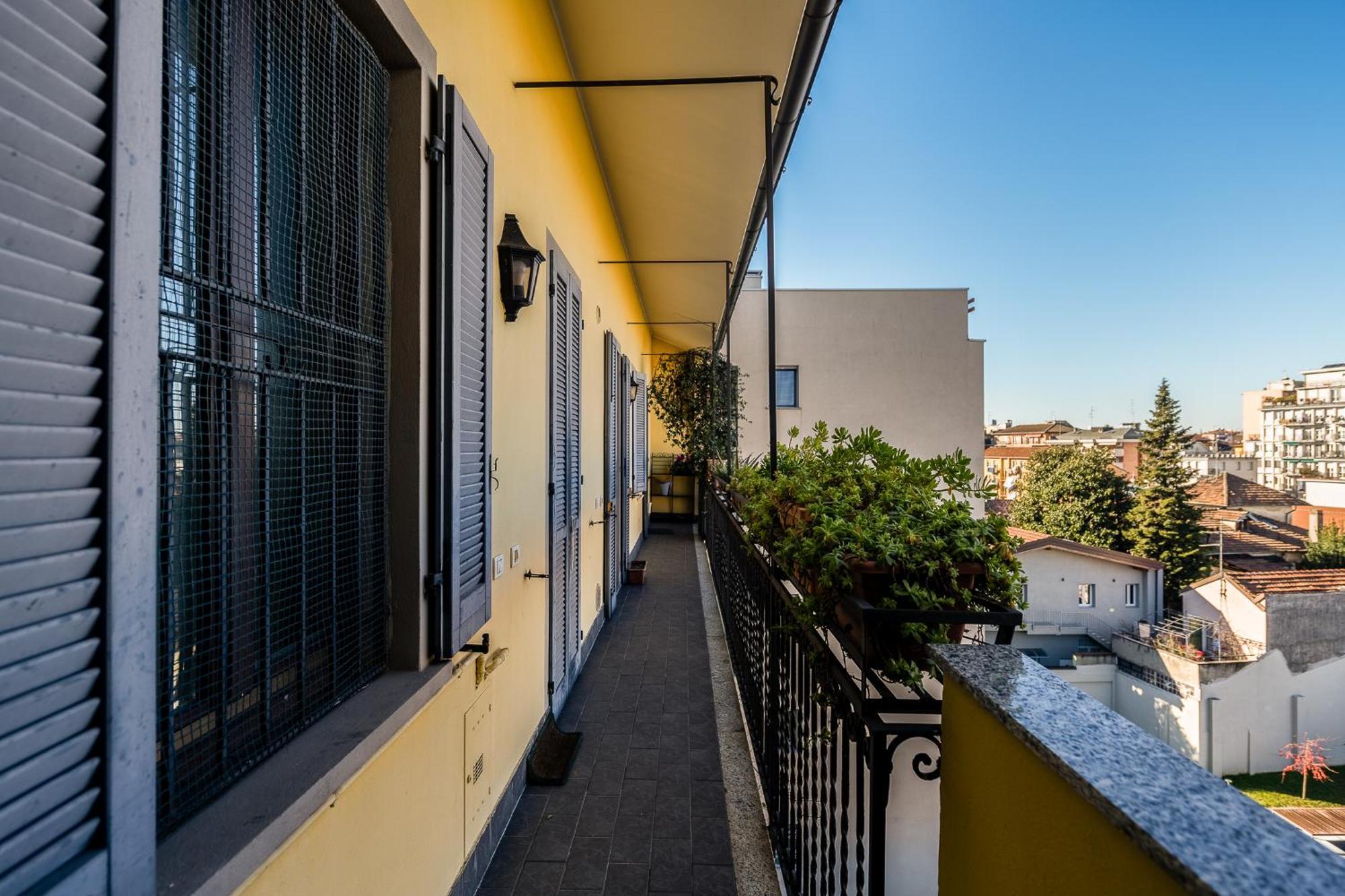 Lejlighed Bright Loft - Free Private Parking Milano