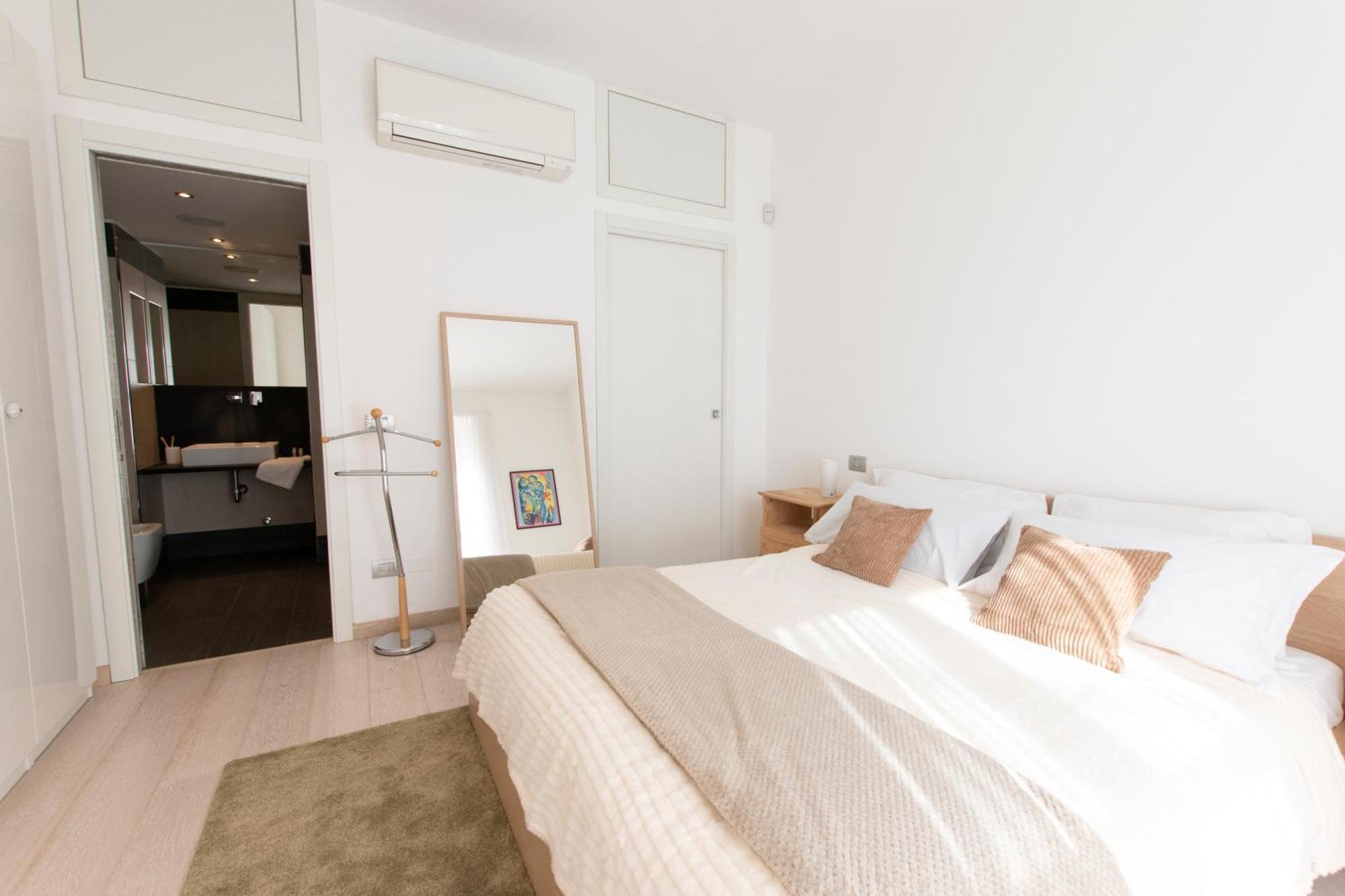 Apartment Luxury - Bramante 7