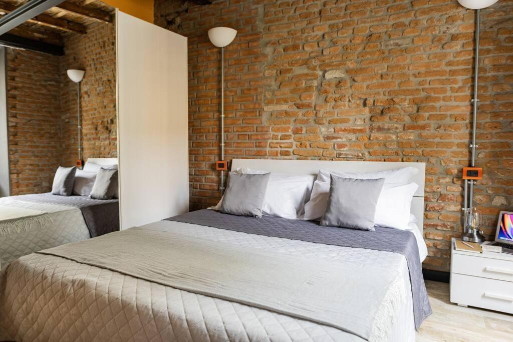 Canonica Brick Lejlighed Milano