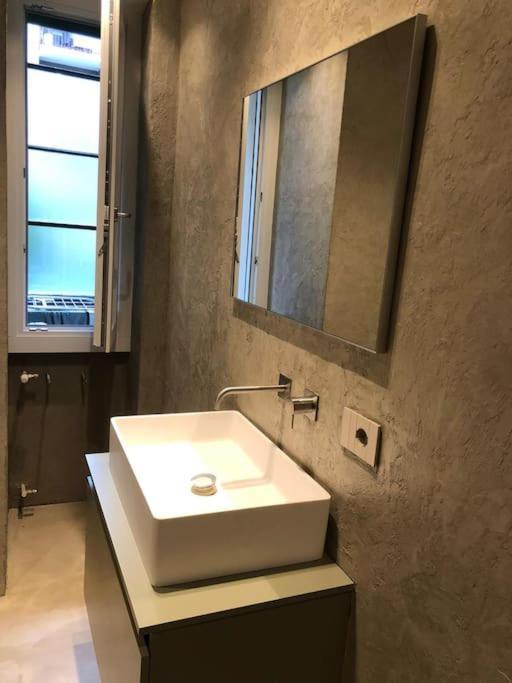 Apartment Duca Dei Navigli - Luxury In Mailand