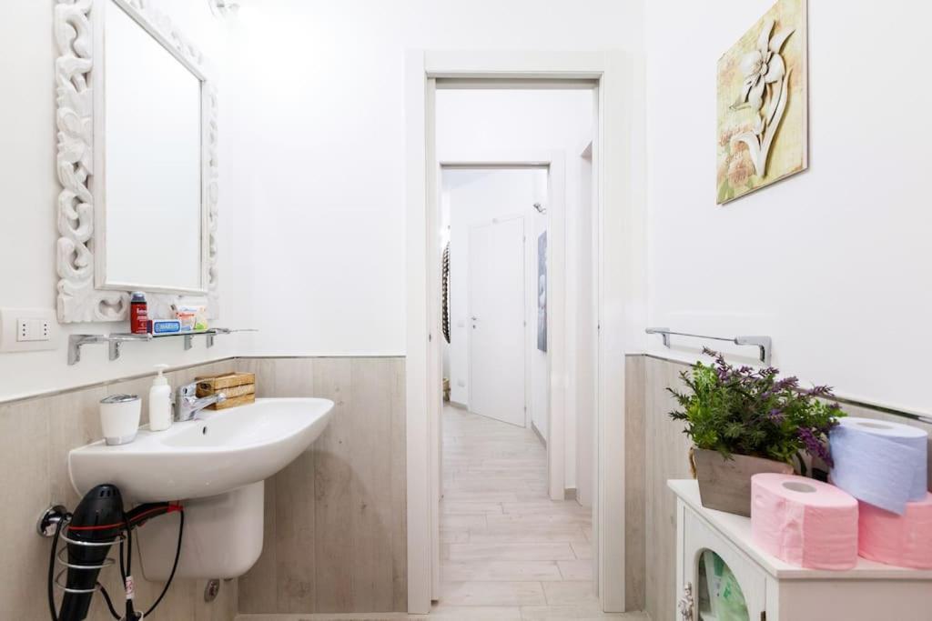 Elegant Triplex Townhouse With Luxe Terrace * Milano