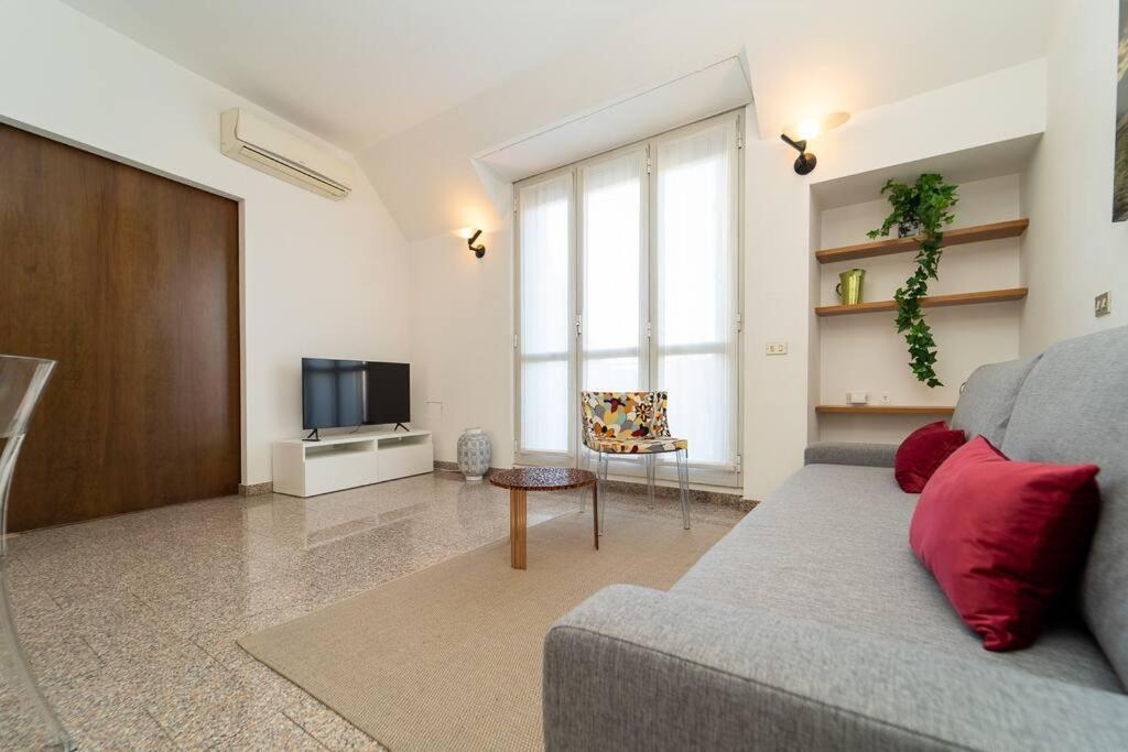 Appartamento 5 Giornate Con Terrazzo E Garage Privato
