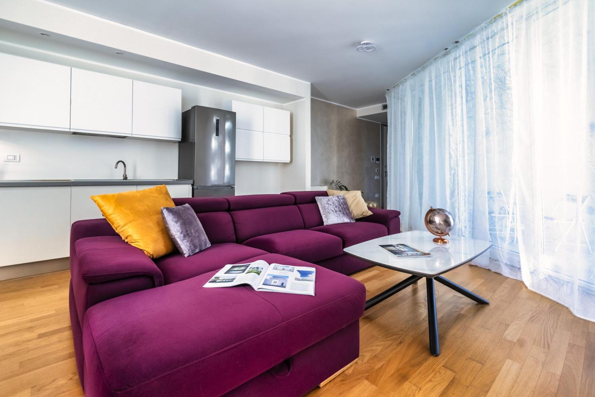 Lejlighed 5 Min Walk From Subway Elegant & Modern