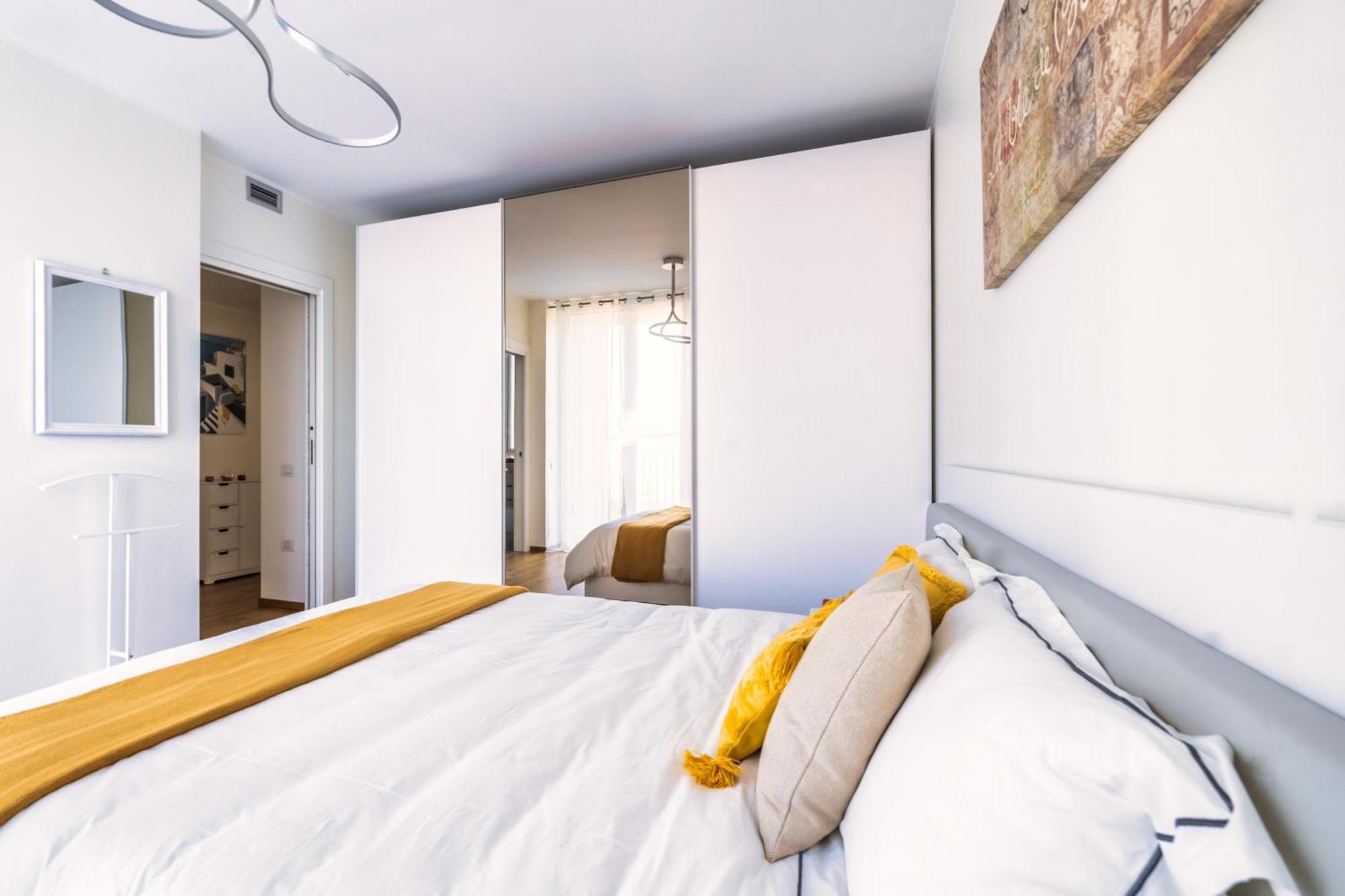 5 Min Walk From Subway Elegant & Modern Milano