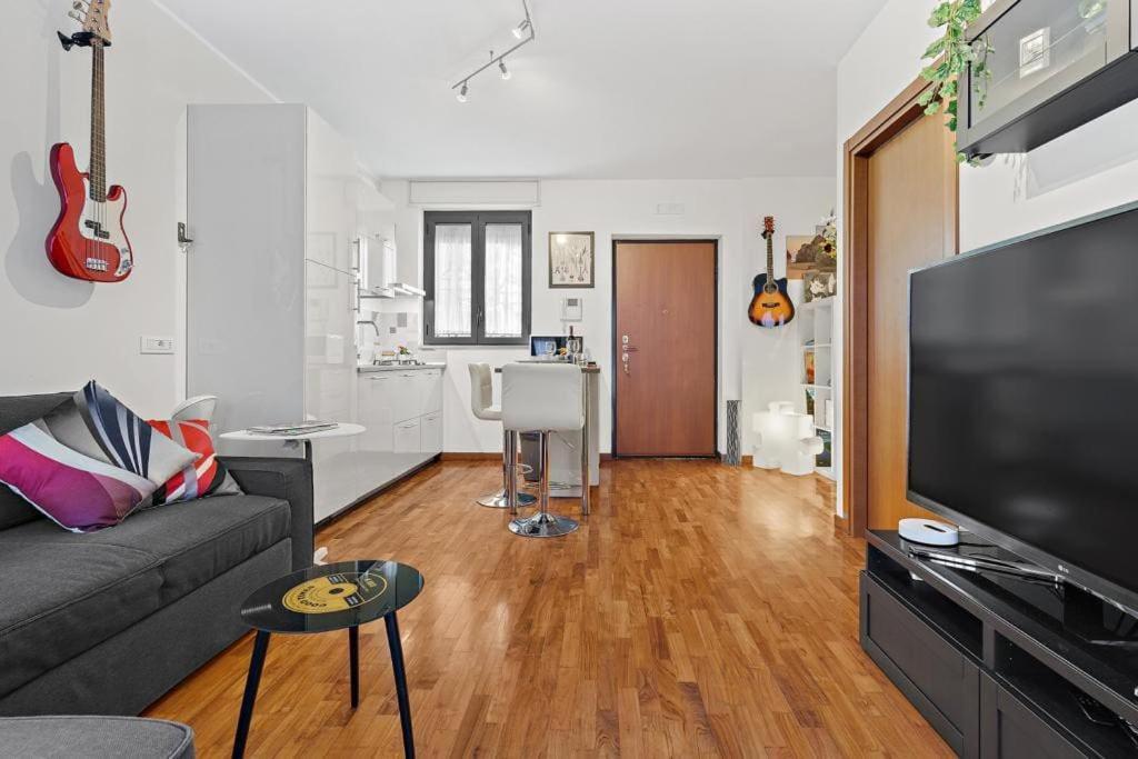 Milano-m1 Rock House Apartment Mailand