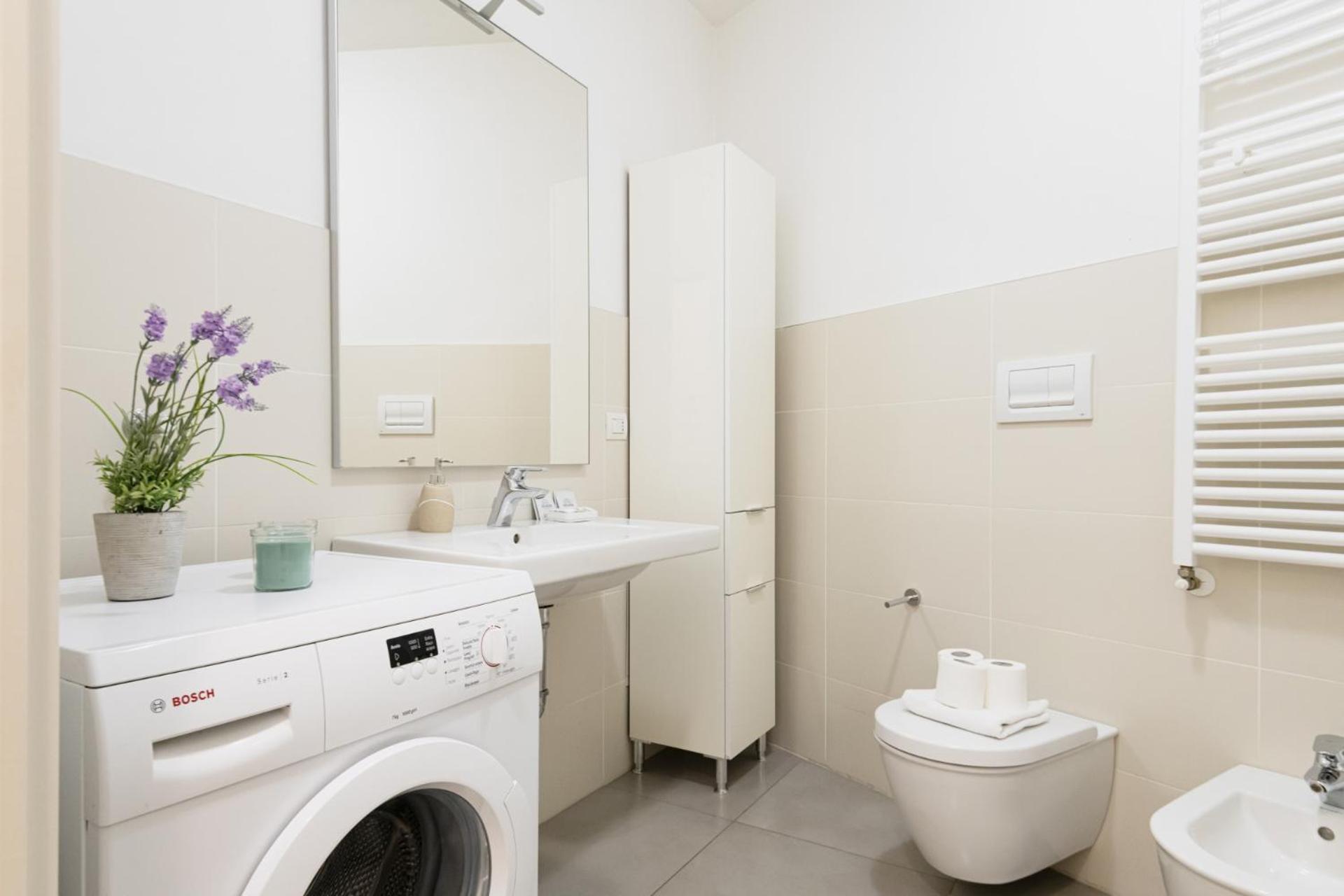 Easylife - Comfort Ed Eleganza Sui Navigli *