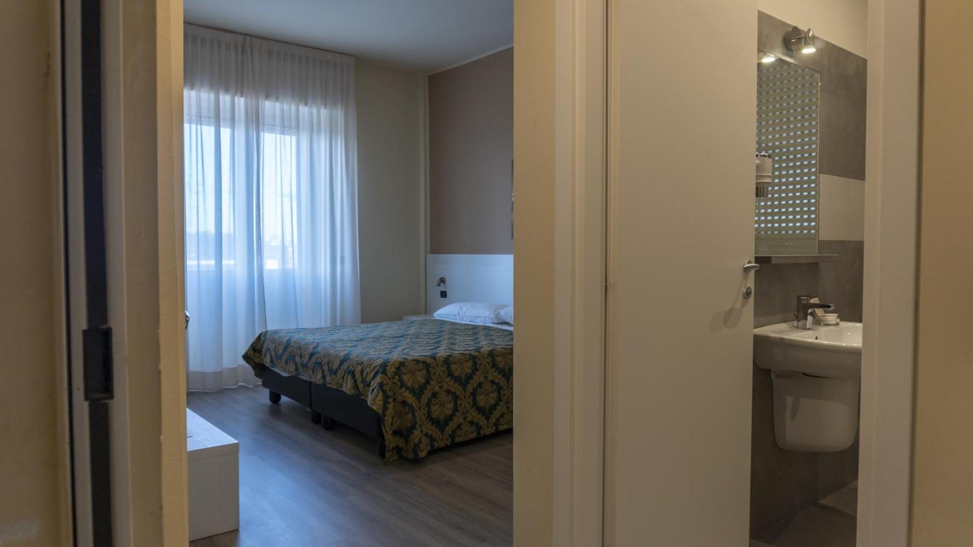 Rex Hotel 3*