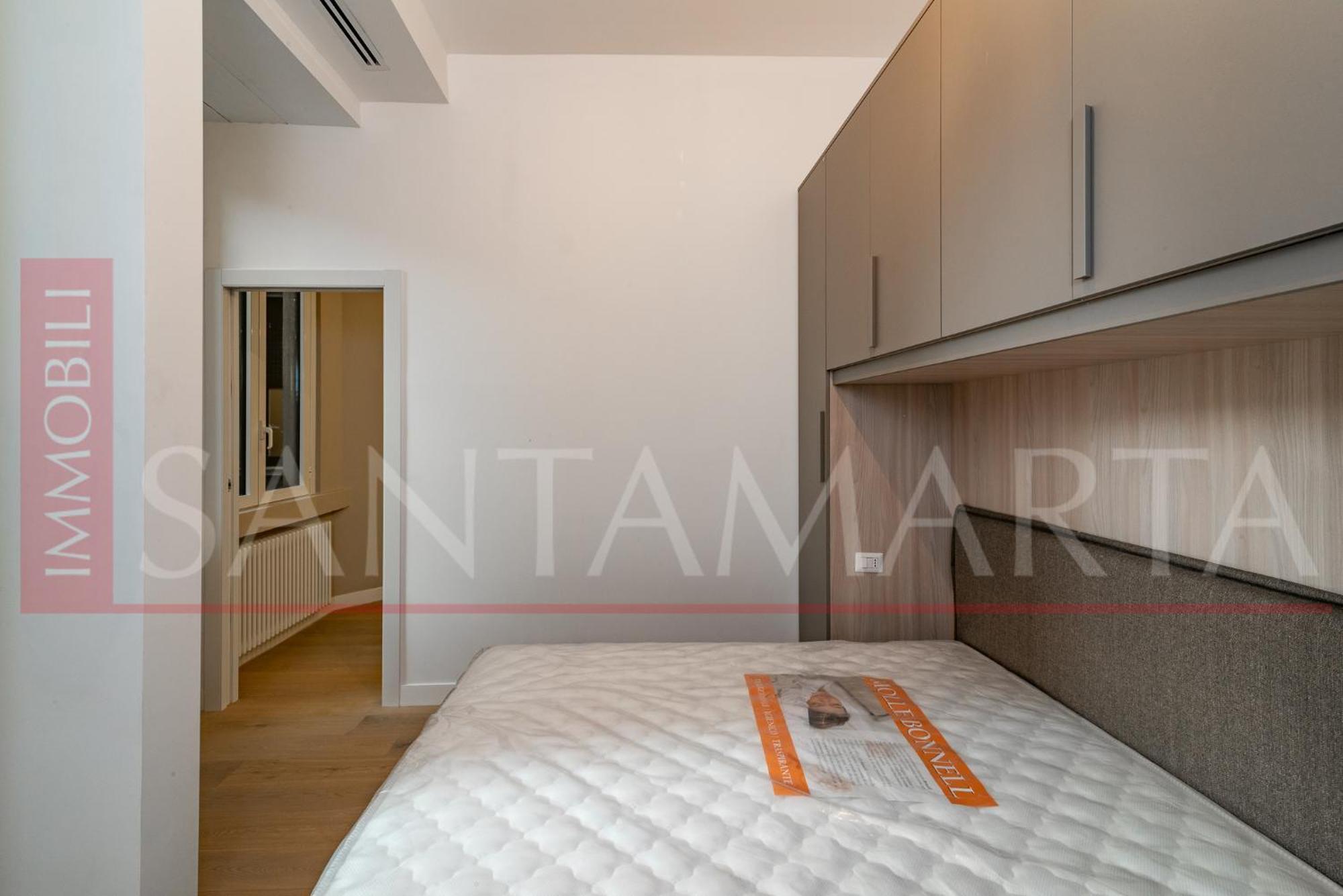 Porta Venezia New Luxury - Wifi Full Equiped Leilighet