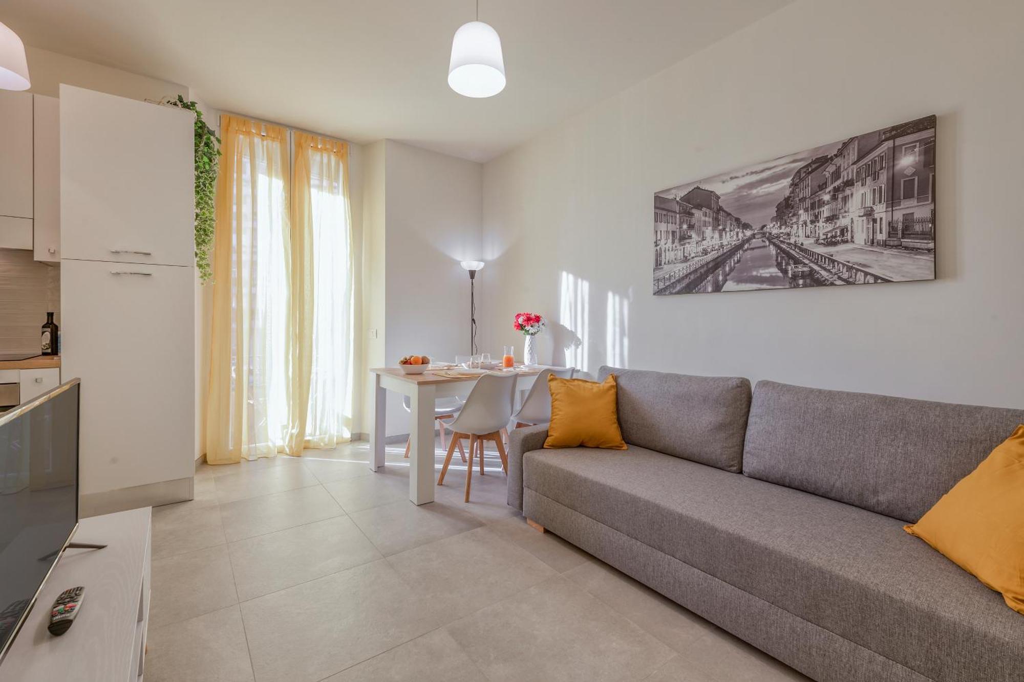 Maloja, 10 - Casa Maloja - Ampio Apartment Milan