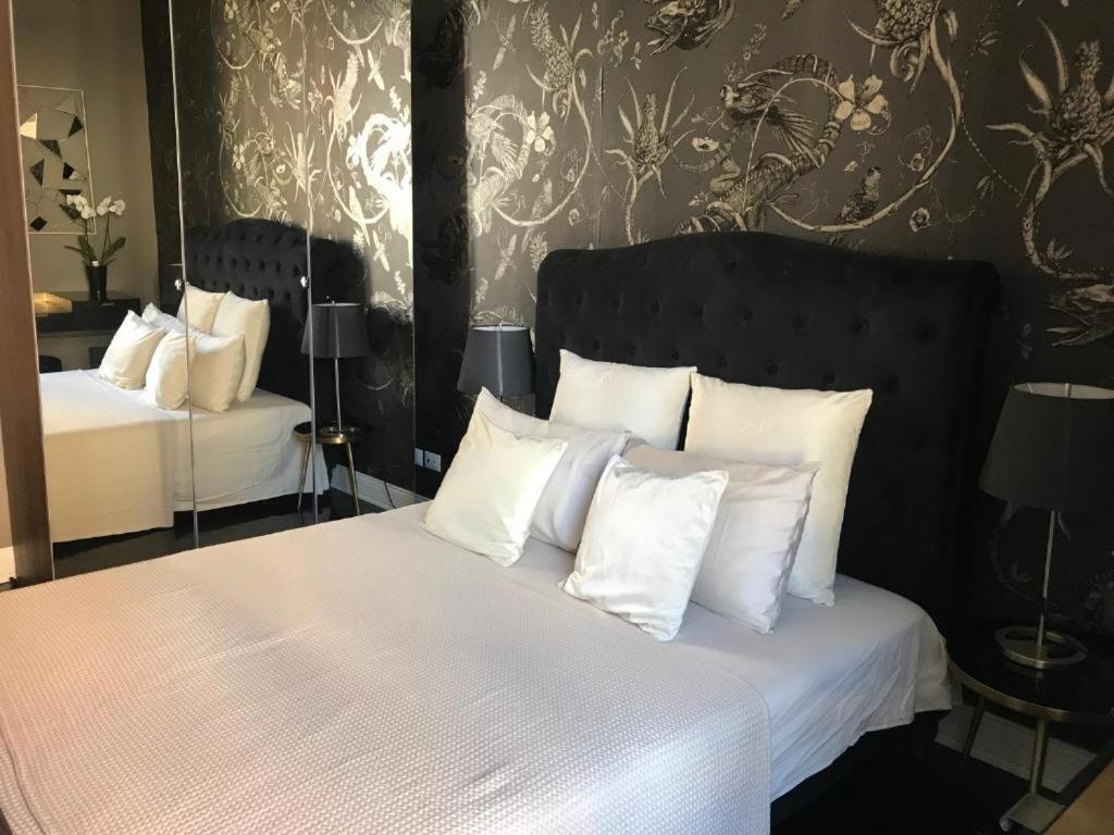 Lippi 42 Single Room's In With Garden