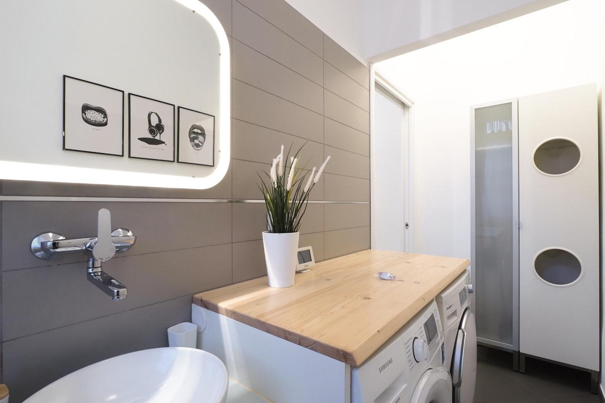 Mila Lux Lodi Milano