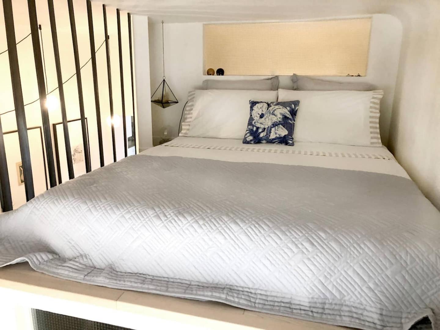 Beautiful Design Flat With Park View, Next To Metro Apartment Milan