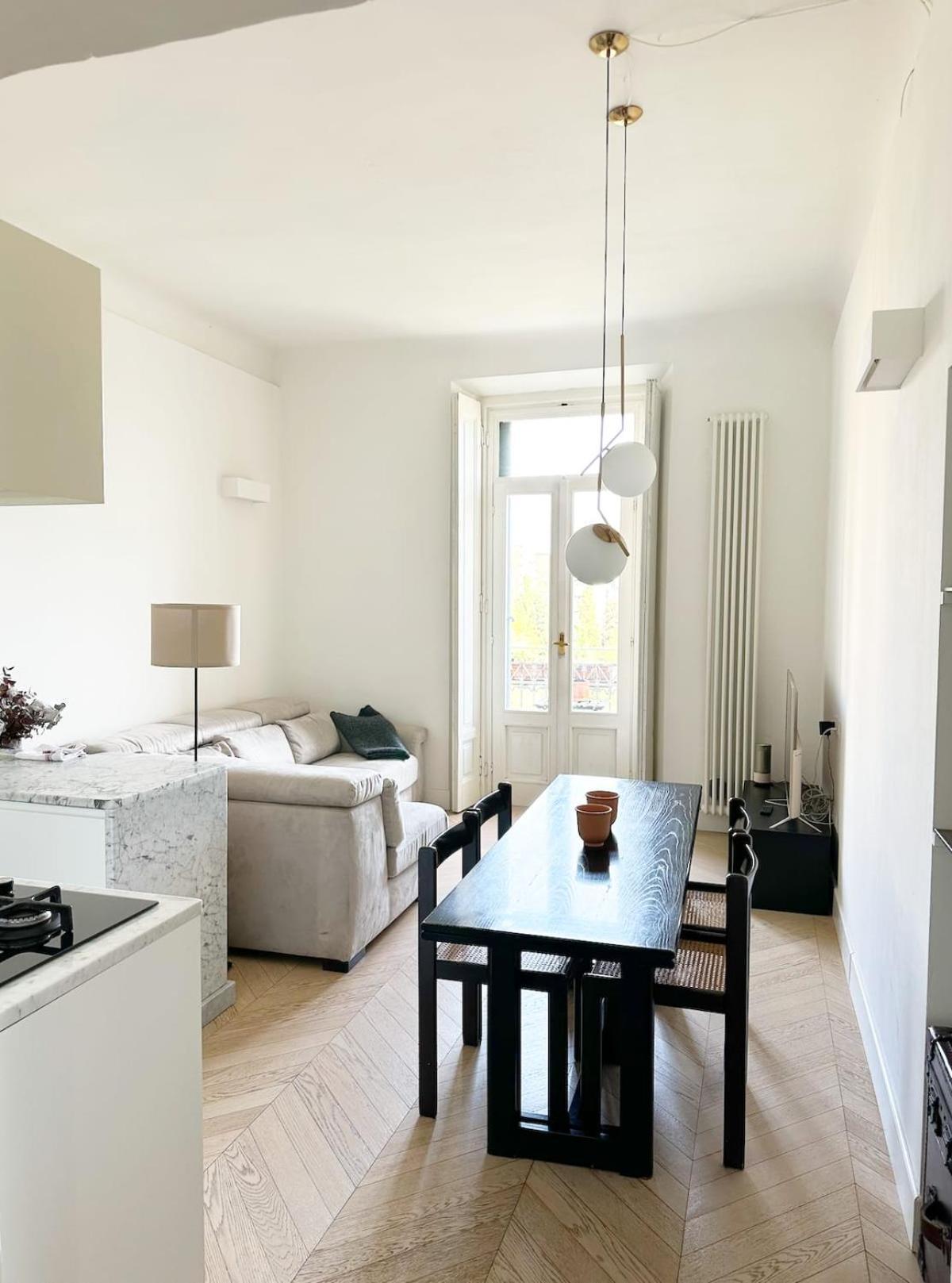 Beautiful Design Flat With Park View, Next To Metro * Milan