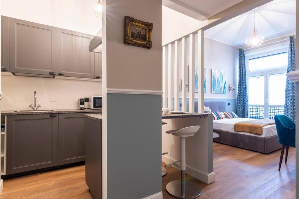 Velasca Flexyrent Aptartment Aircon Apartment