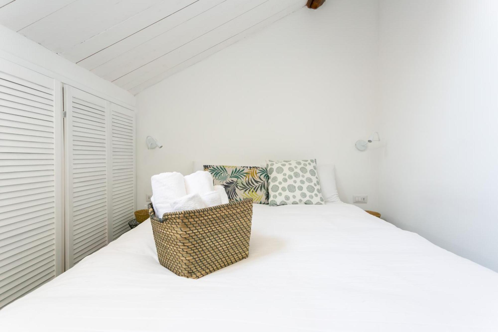 Mortara Navigli Apartment