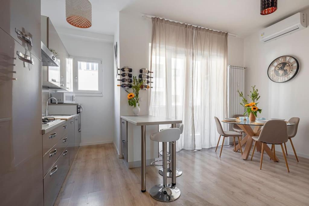Cozy 1 Min From New Mm4 Argonne Apartment