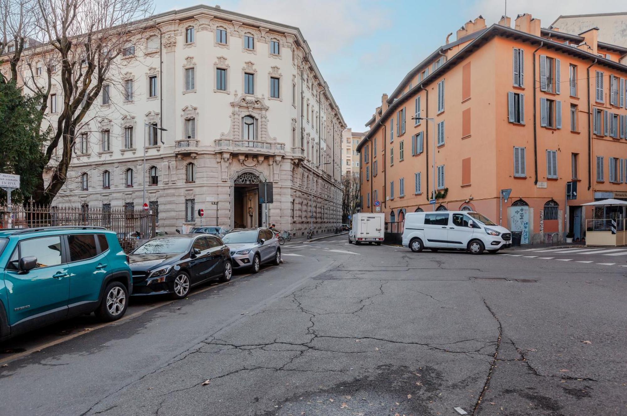 Sant Ambrogio Lovely Flat *