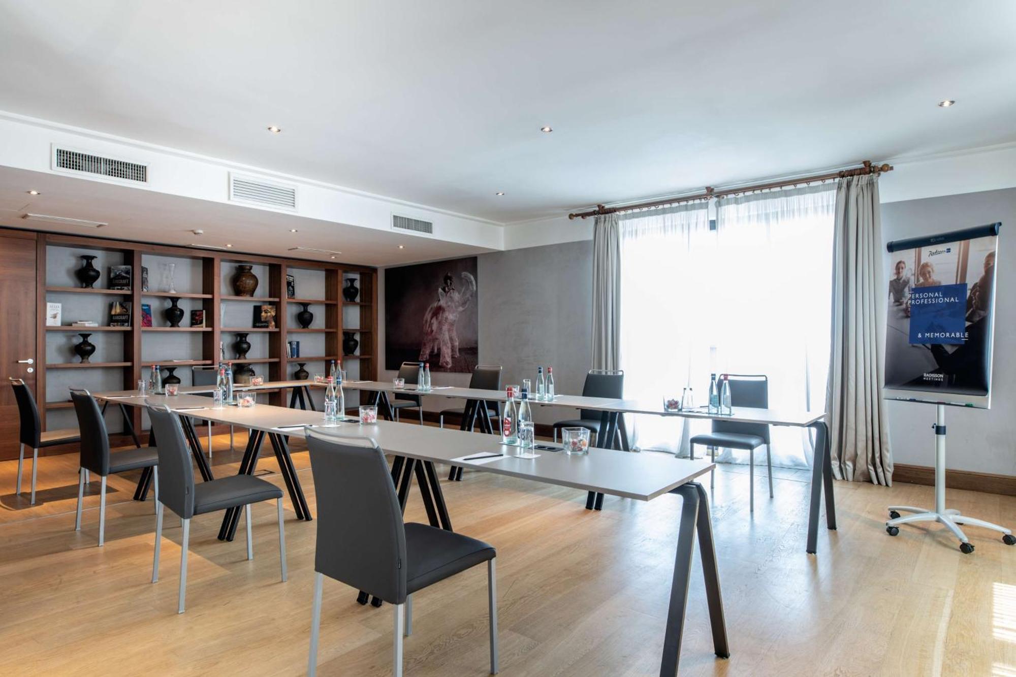 Radisson Blu 4*