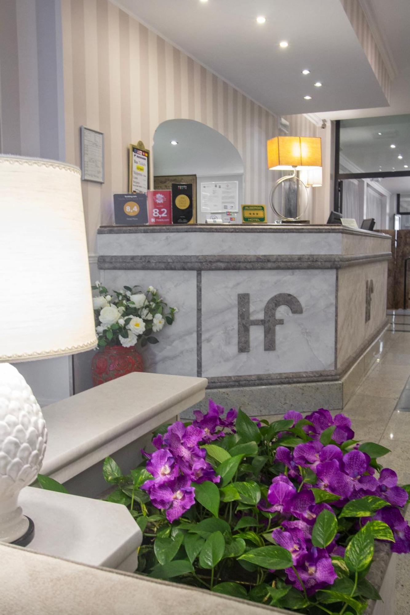 Hotell Flora