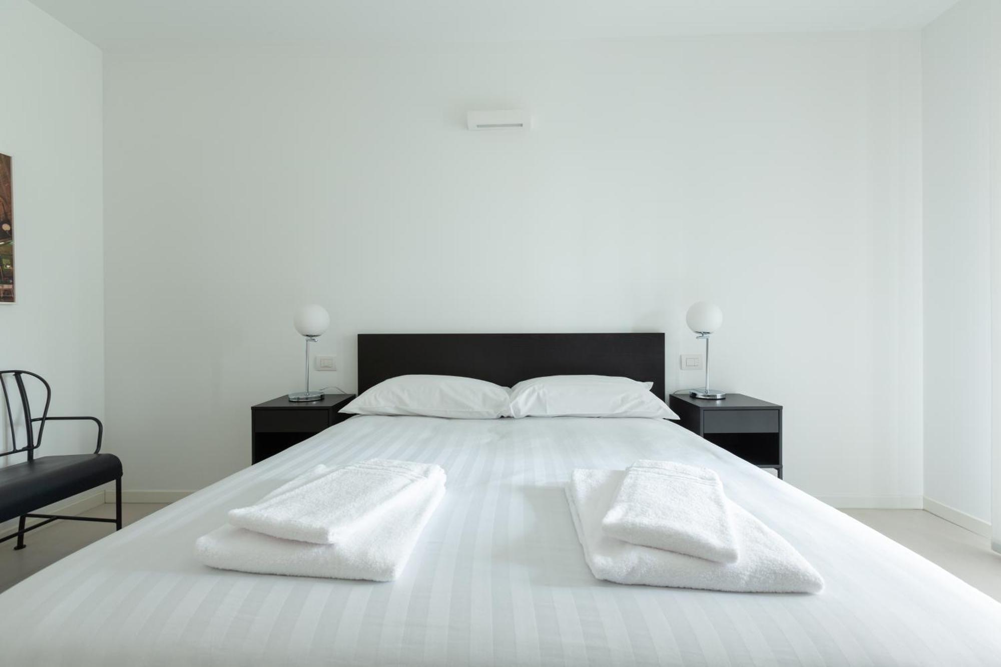 Porta Nuova Bright And Roomy Flat Leilighet Milano