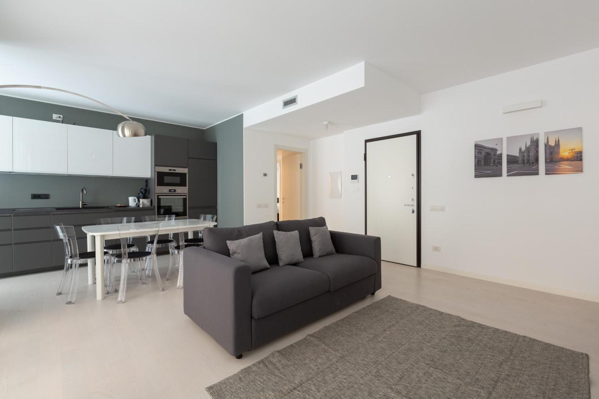 Porta Nuova Bright And Roomy Flat Milano