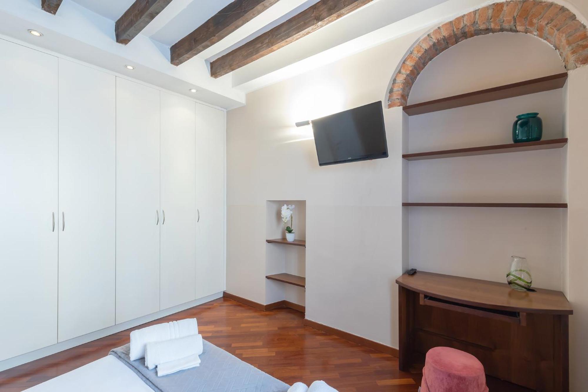 Apartment Retreats Porta Venezia Milan