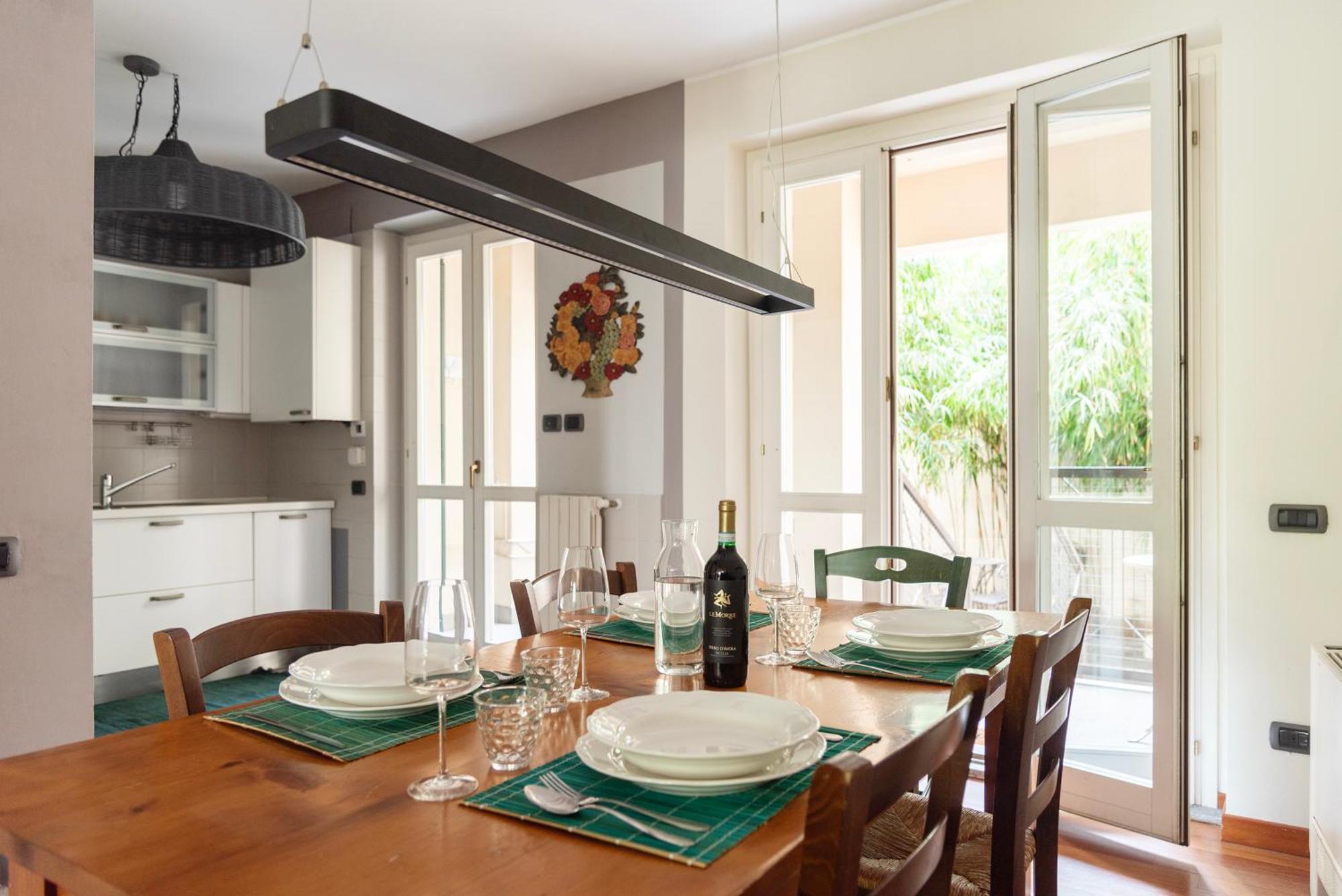 Moscova-brera Elegante Con Giardino Privato Appartement Milaan