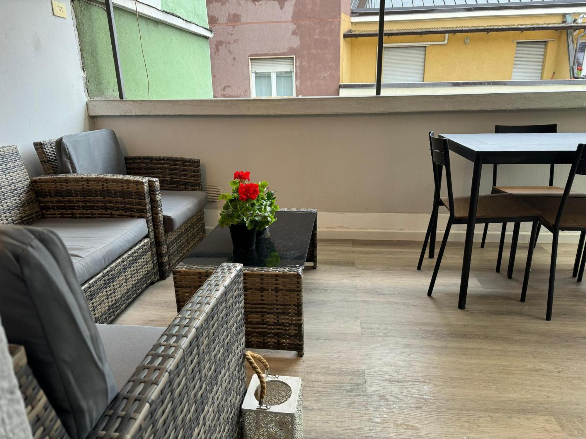 Apartment La Casa Di Tom - Homy Milan
